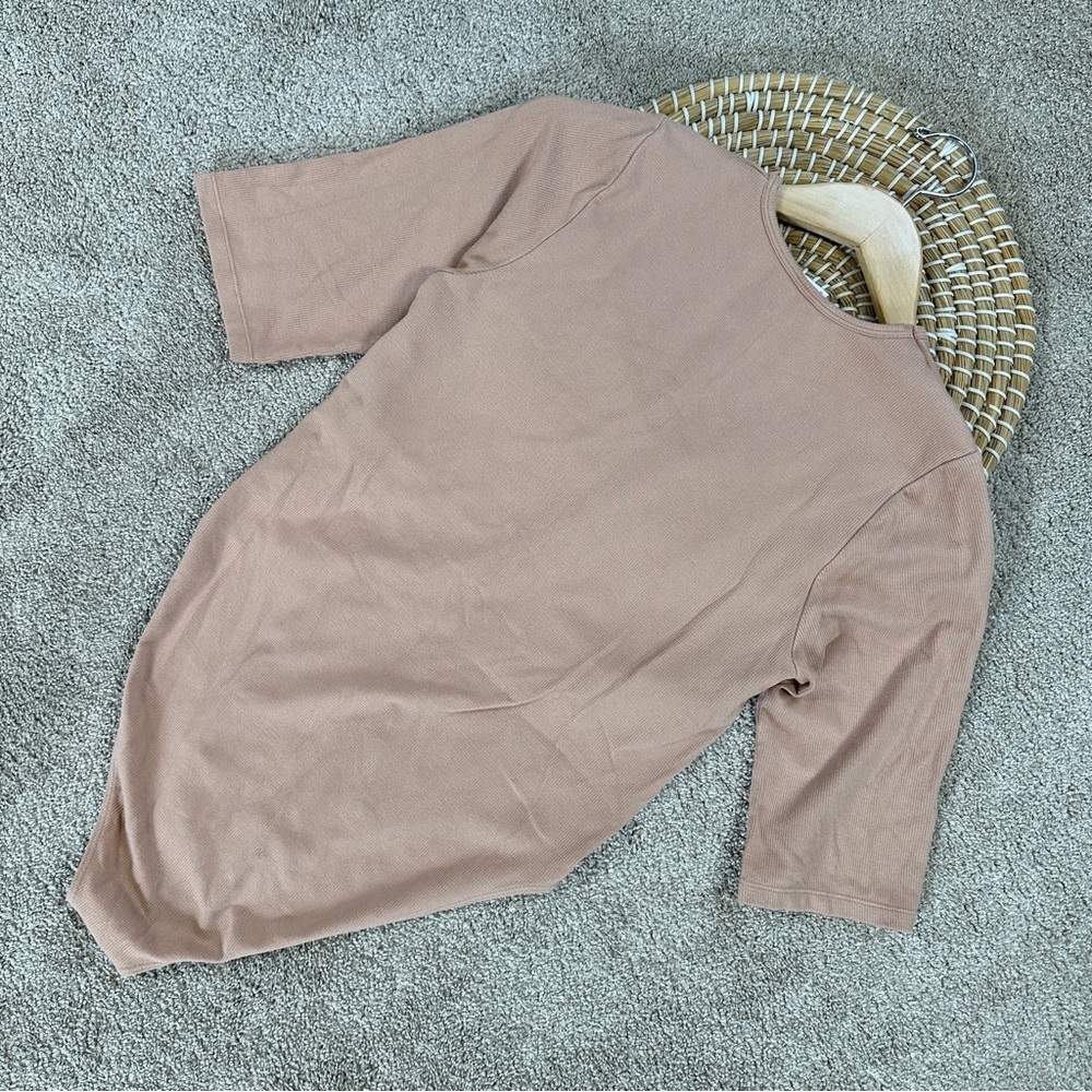 Fabletics Women’s Finely Cutout Seamless Bodysuit Ribbed Shortsleeve Desert XL - Picture 8 of 15